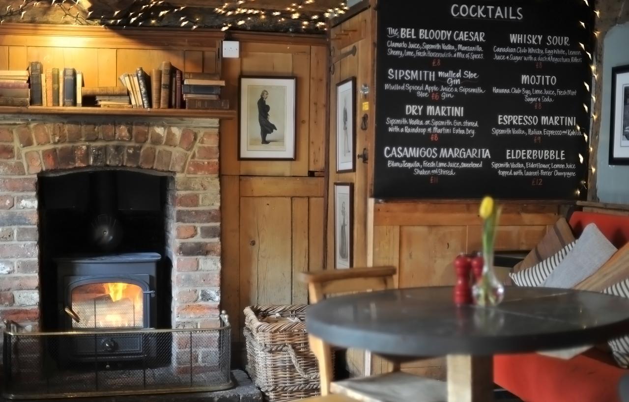 Bel And The Dragon-Cookham Hotel Exterior foto